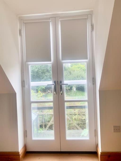 Delightful Ely House Bright And Warm With Cathedral View Lägenhet Exteriör bild